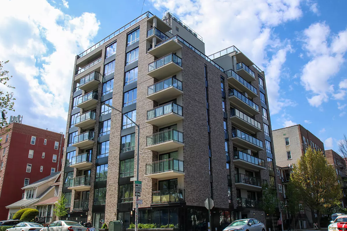 623 Avenue H - image 1