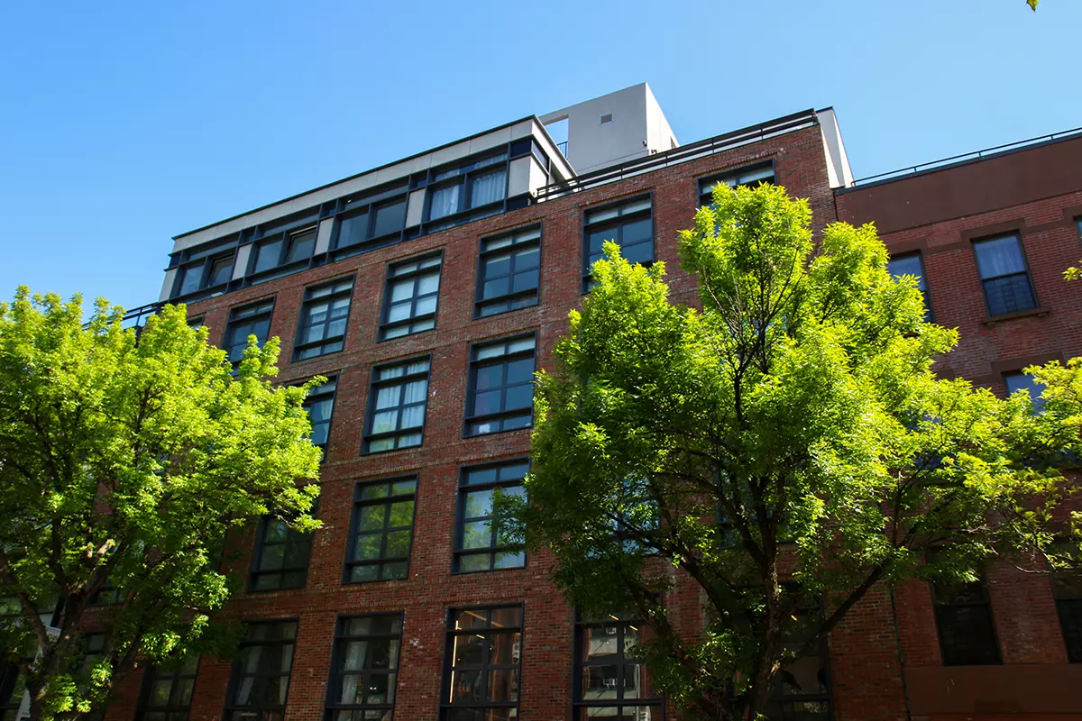 420 Gates Avenue - image 1